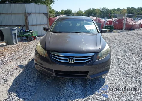 2011 Honda Accord 2.4 Ex-L from USA, damaged, VIN 1HGCP2F87BA083393